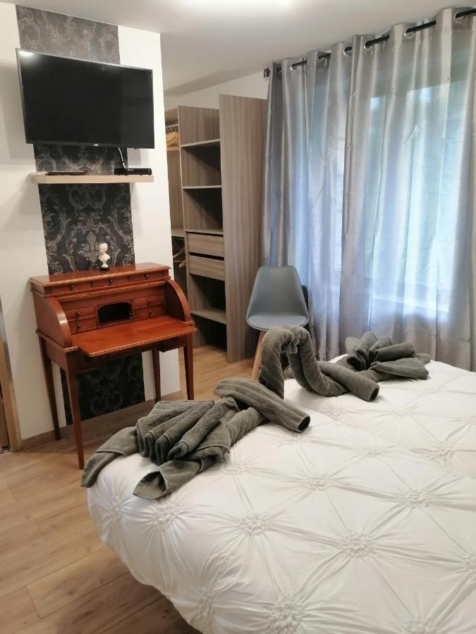Chambres D'Hote Le Breuil Сарла-ла-Канеда Экстерьер фото
